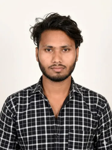 अली खान